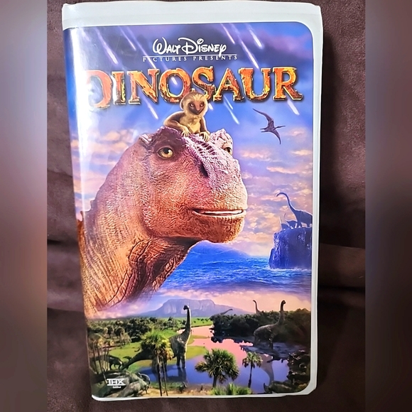 Walt Disney's 2001 Dinosaur Movie VHS - Picture 1 of 4